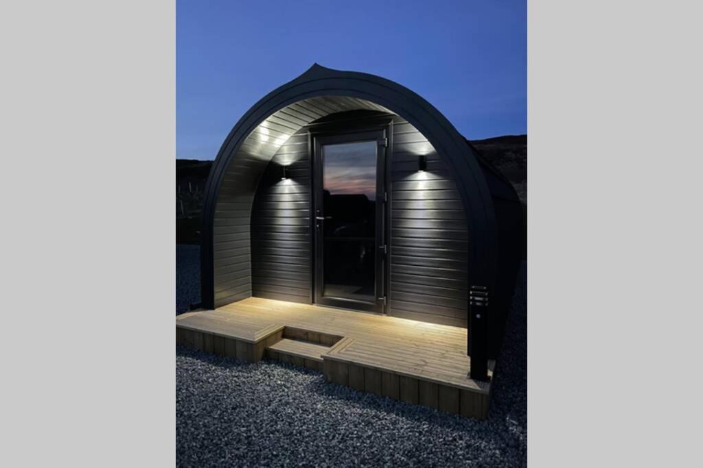 Allt Yelkie Pod Ceithir, Earlish Luaran gambar