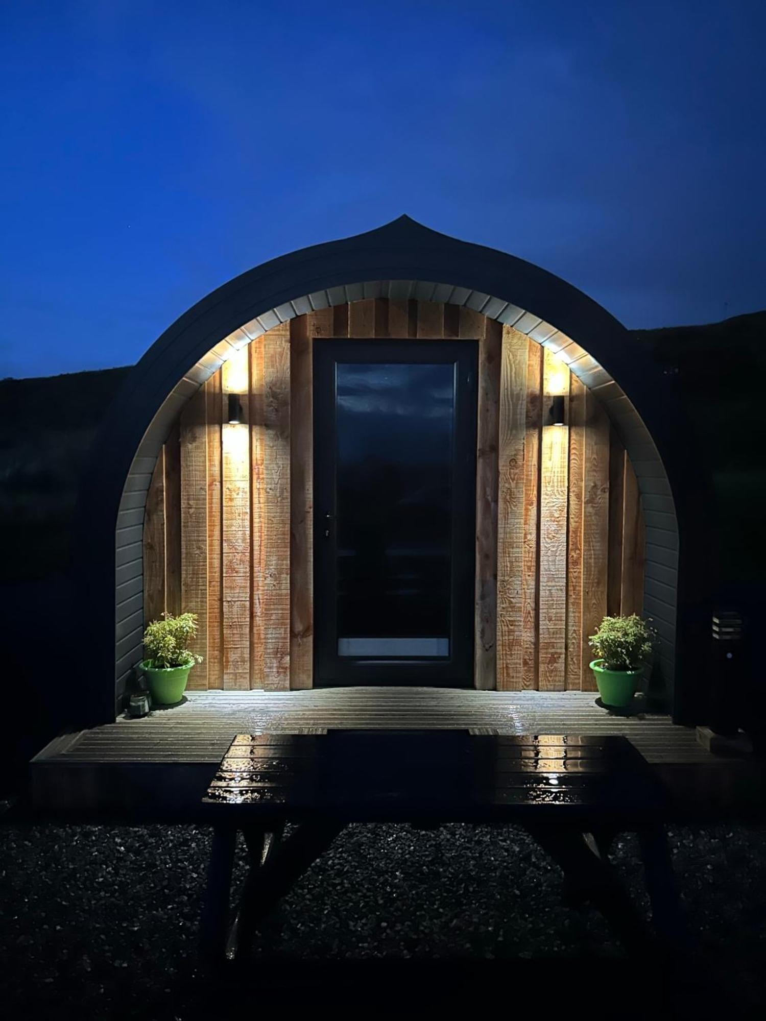 Allt Yelkie Pod Ceithir, Earlish Luaran gambar